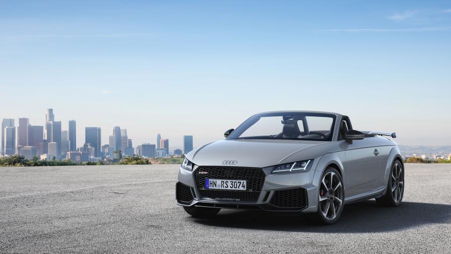  Audi TT RS Roadster (8S) 2019 года  (WW) (фото 1 из 25)